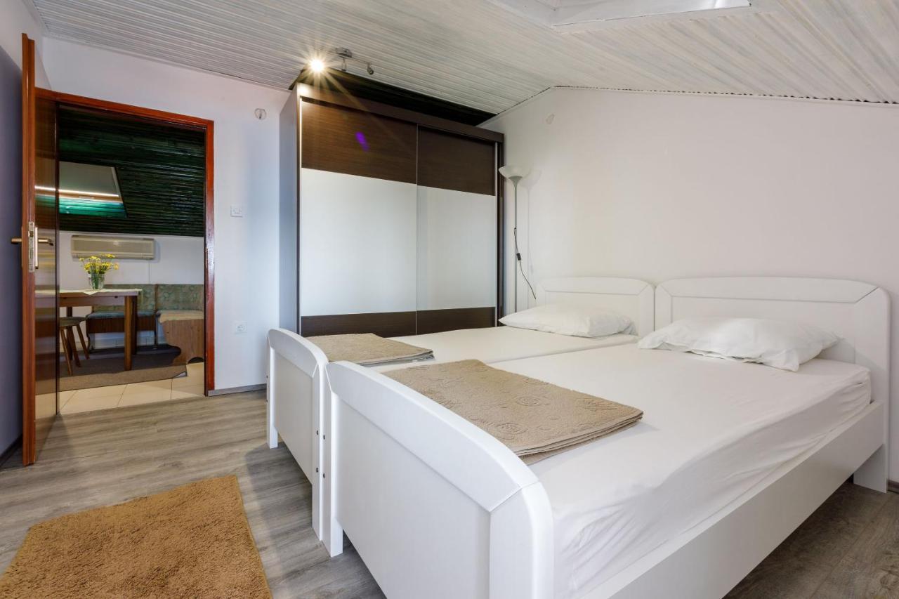 Apartment Heriban Цриквеница Экстерьер фото